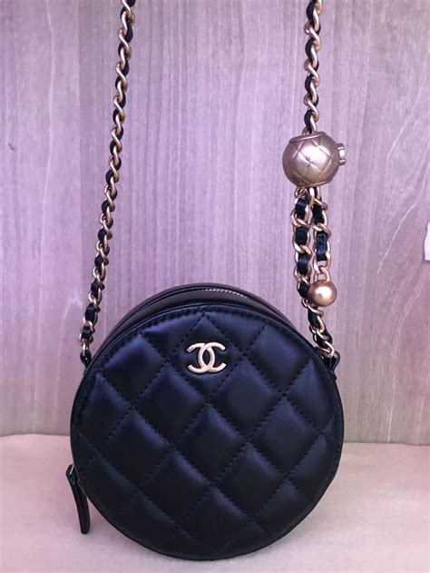 white chanel clutch with chain|chanel clutch with chain 2021.